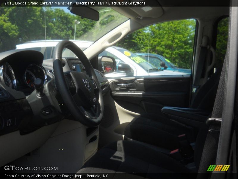 Blackberry Pearl / Black/Light Graystone 2011 Dodge Grand Caravan Mainstreet