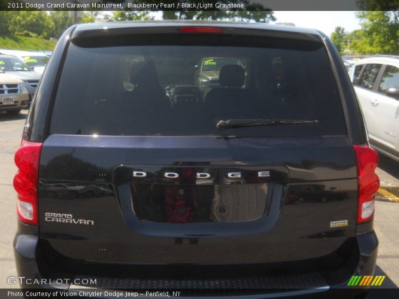 Blackberry Pearl / Black/Light Graystone 2011 Dodge Grand Caravan Mainstreet