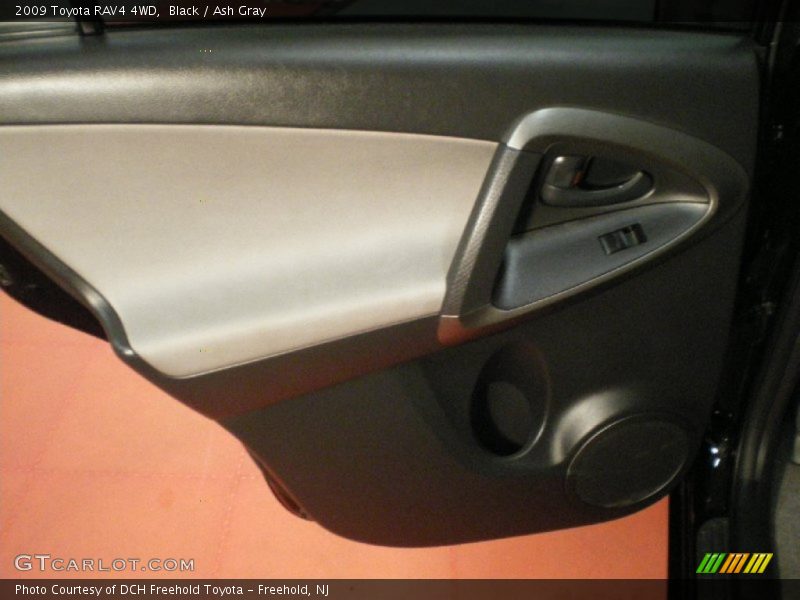 Black / Ash Gray 2009 Toyota RAV4 4WD