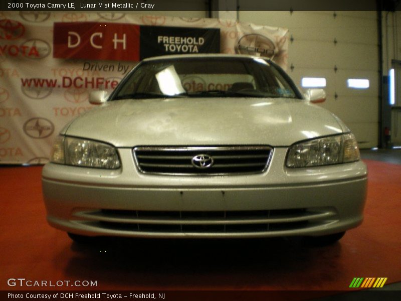 Lunar Mist Metallic / Gray 2000 Toyota Camry LE