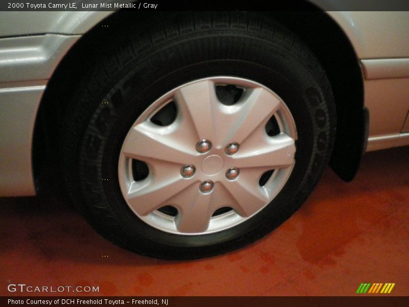  2000 Camry LE Wheel