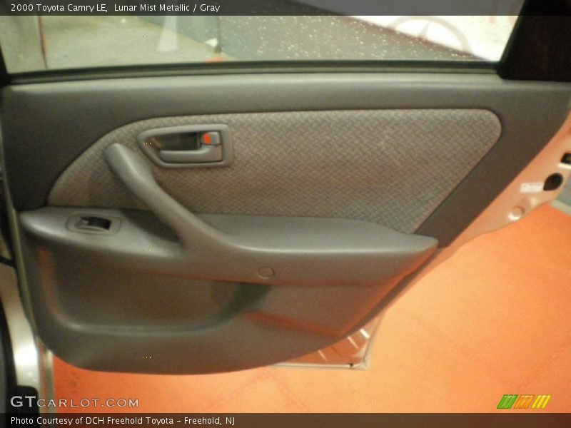 Lunar Mist Metallic / Gray 2000 Toyota Camry LE