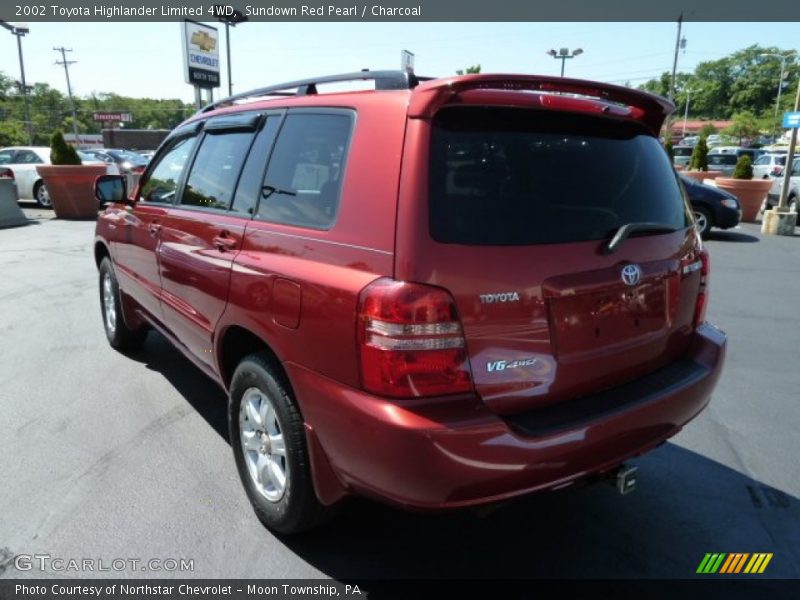 Sundown Red Pearl / Charcoal 2002 Toyota Highlander Limited 4WD
