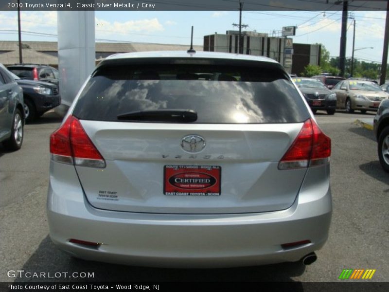 Classic Silver Metallic / Gray 2010 Toyota Venza I4