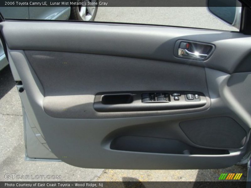 Lunar Mist Metallic / Stone Gray 2006 Toyota Camry LE