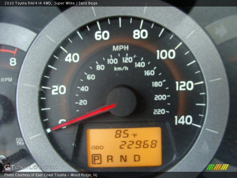 Super White / Sand Beige 2010 Toyota RAV4 I4 4WD