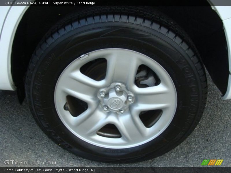 Super White / Sand Beige 2010 Toyota RAV4 I4 4WD
