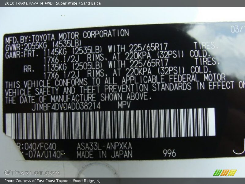 Super White / Sand Beige 2010 Toyota RAV4 I4 4WD