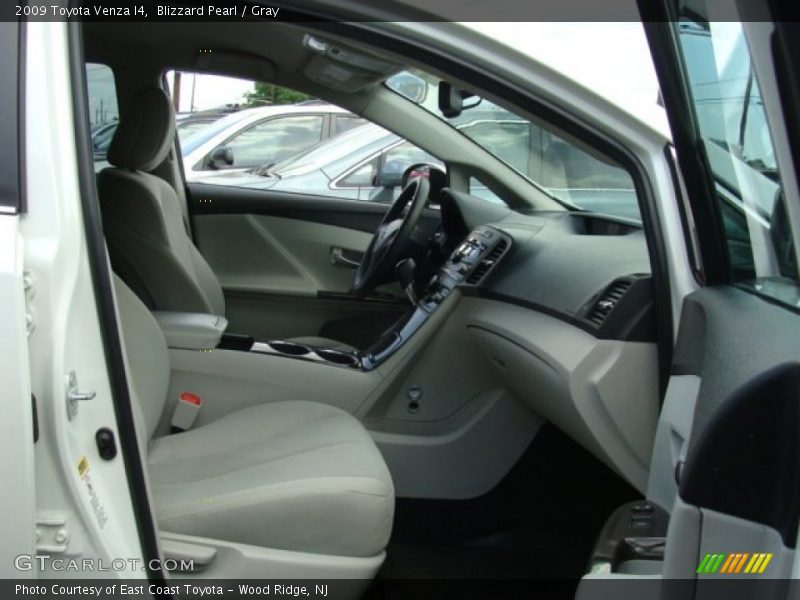 Blizzard Pearl / Gray 2009 Toyota Venza I4