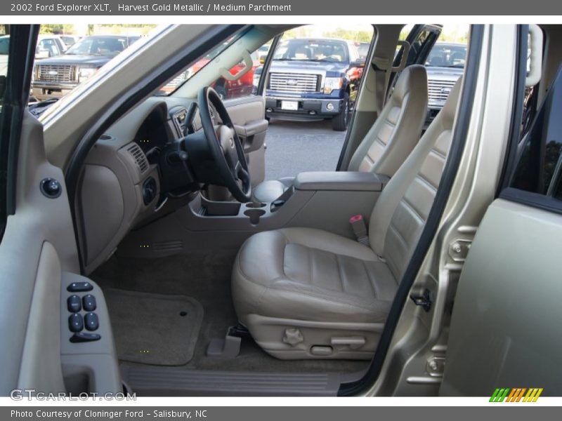 Harvest Gold Metallic / Medium Parchment 2002 Ford Explorer XLT