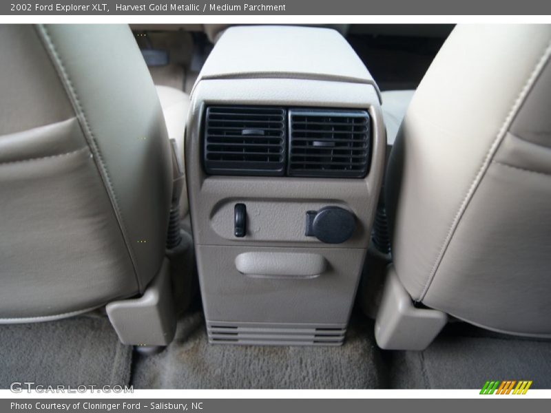 Harvest Gold Metallic / Medium Parchment 2002 Ford Explorer XLT