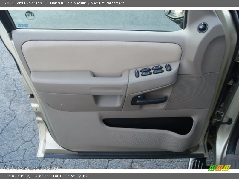 Harvest Gold Metallic / Medium Parchment 2002 Ford Explorer XLT