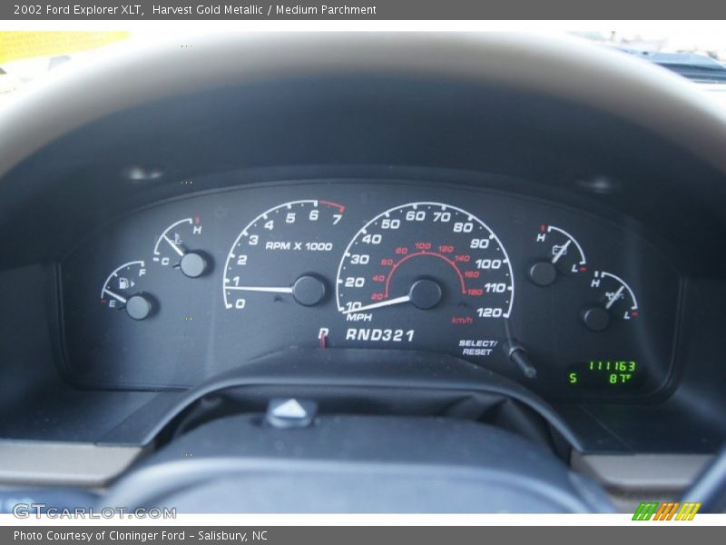 Harvest Gold Metallic / Medium Parchment 2002 Ford Explorer XLT