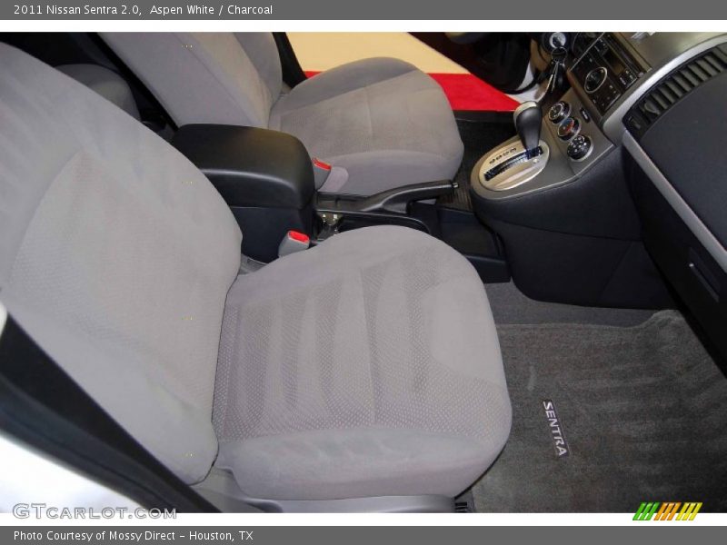 Aspen White / Charcoal 2011 Nissan Sentra 2.0