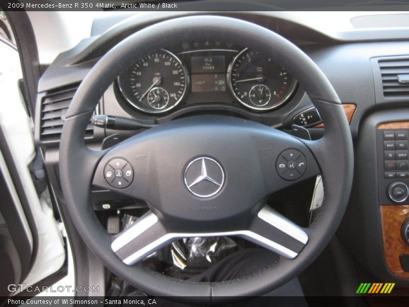  2009 R 350 4Matic Steering Wheel