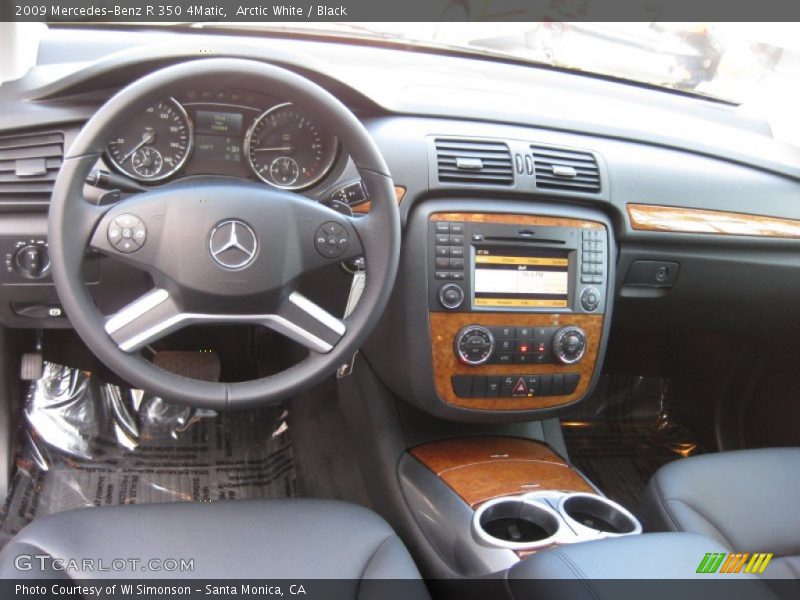 Arctic White / Black 2009 Mercedes-Benz R 350 4Matic
