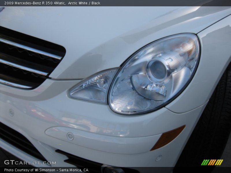 Arctic White / Black 2009 Mercedes-Benz R 350 4Matic