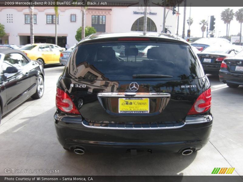 Black / Ash 2009 Mercedes-Benz R 320 BlueTEC 4Matic