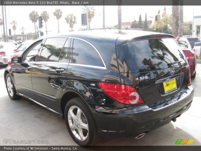 Black / Ash 2009 Mercedes-Benz R 320 BlueTEC 4Matic