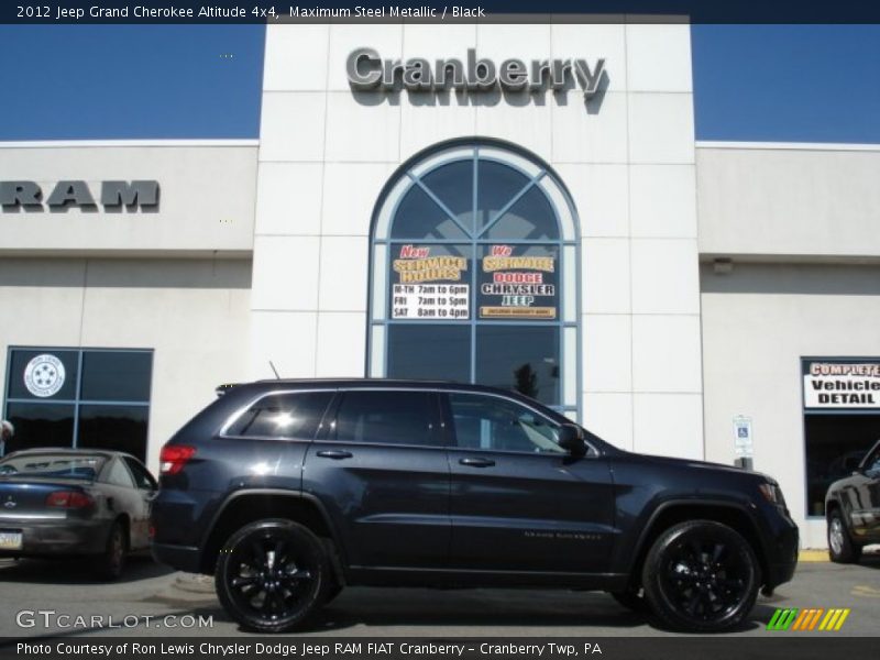 Maximum Steel Metallic / Black 2012 Jeep Grand Cherokee Altitude 4x4