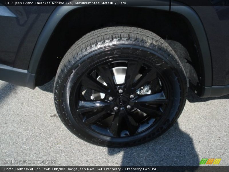 Maximum Steel Metallic / Black 2012 Jeep Grand Cherokee Altitude 4x4