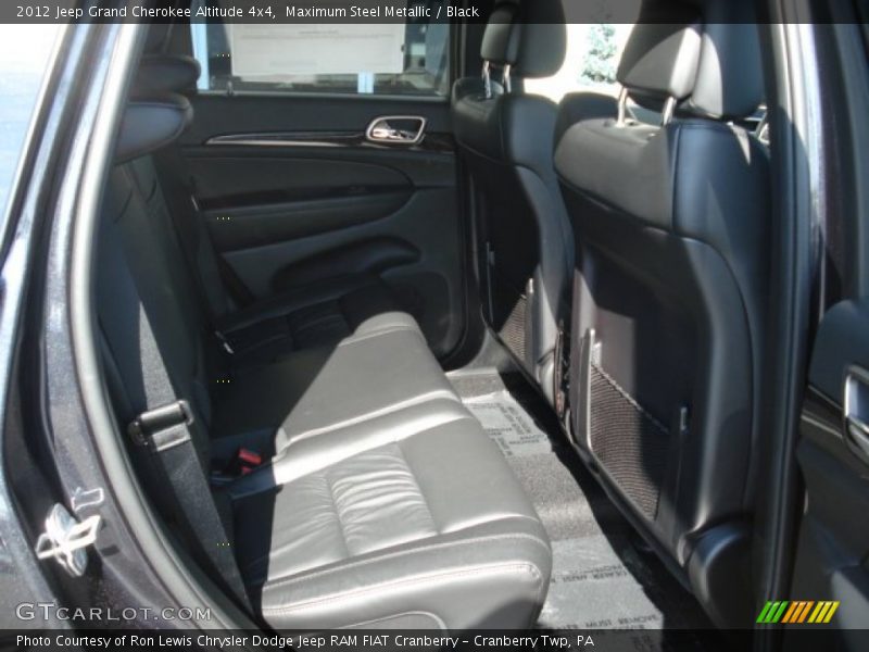 Maximum Steel Metallic / Black 2012 Jeep Grand Cherokee Altitude 4x4