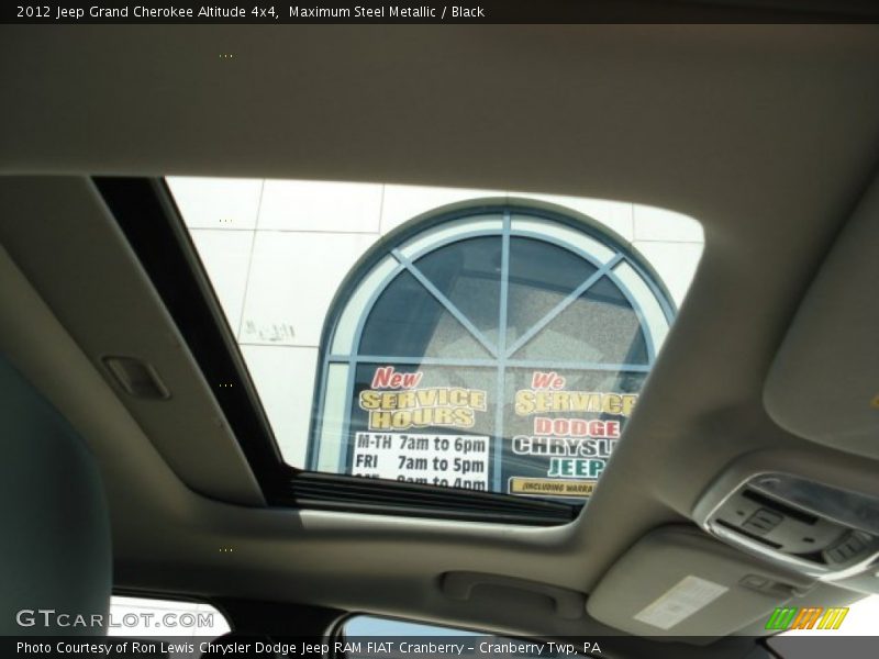 Maximum Steel Metallic / Black 2012 Jeep Grand Cherokee Altitude 4x4
