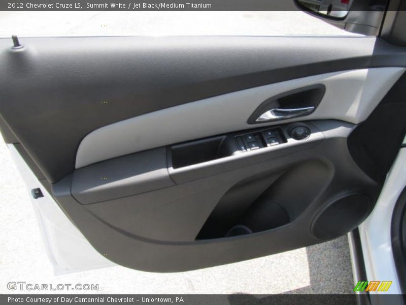 Summit White / Jet Black/Medium Titanium 2012 Chevrolet Cruze LS