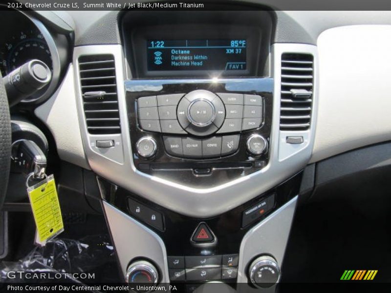 Summit White / Jet Black/Medium Titanium 2012 Chevrolet Cruze LS