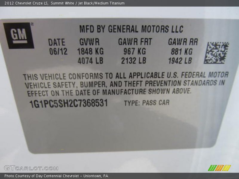 Summit White / Jet Black/Medium Titanium 2012 Chevrolet Cruze LS