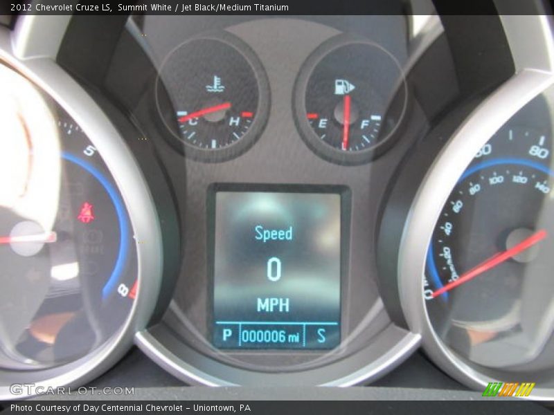 Summit White / Jet Black/Medium Titanium 2012 Chevrolet Cruze LS