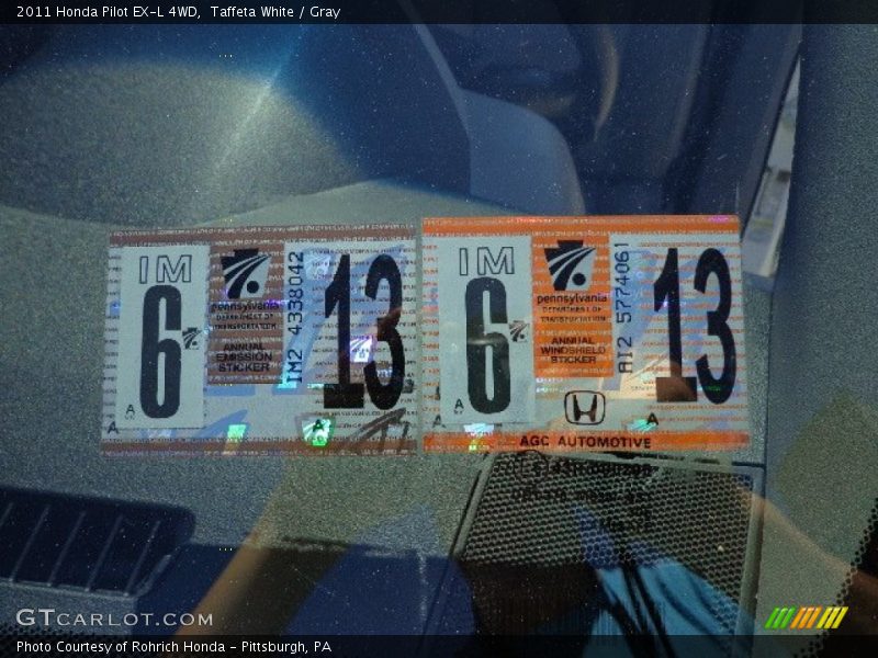 Taffeta White / Gray 2011 Honda Pilot EX-L 4WD