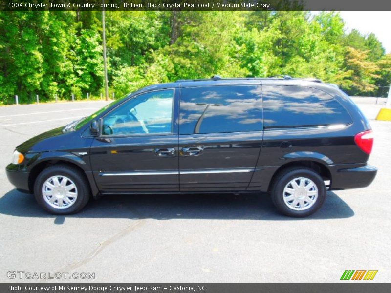 Brilliant Black Crystal Pearlcoat / Medium Slate Gray 2004 Chrysler Town & Country Touring