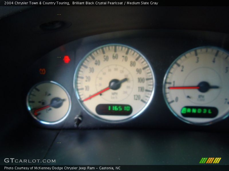 Brilliant Black Crystal Pearlcoat / Medium Slate Gray 2004 Chrysler Town & Country Touring