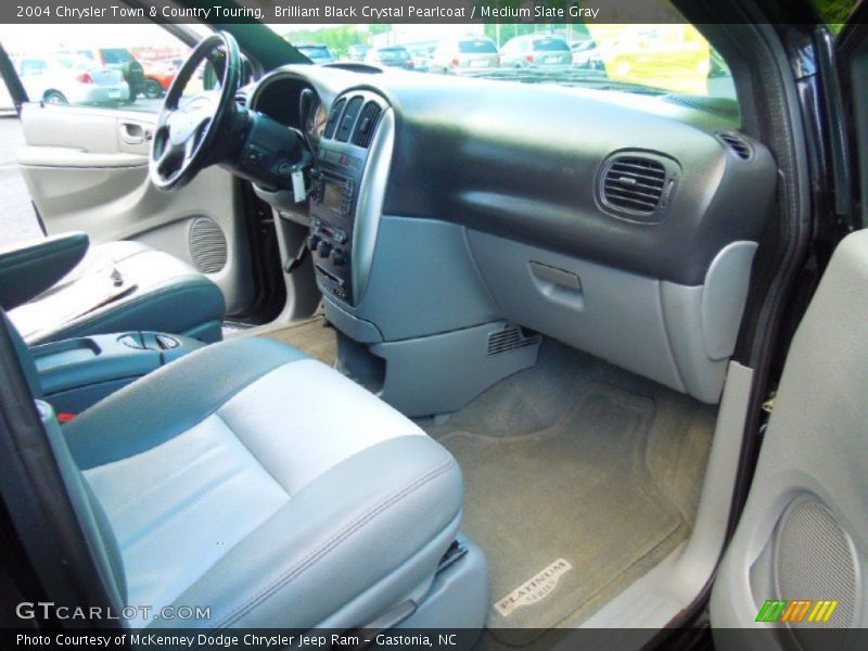 Brilliant Black Crystal Pearlcoat / Medium Slate Gray 2004 Chrysler Town & Country Touring