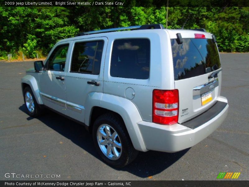Bright Silver Metallic / Dark Slate Gray 2009 Jeep Liberty Limited