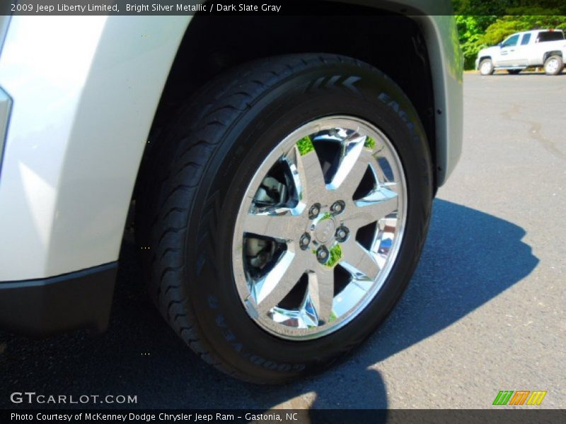 Bright Silver Metallic / Dark Slate Gray 2009 Jeep Liberty Limited