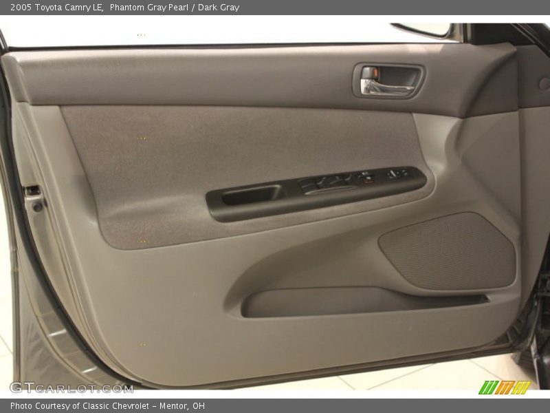 Phantom Gray Pearl / Dark Gray 2005 Toyota Camry LE