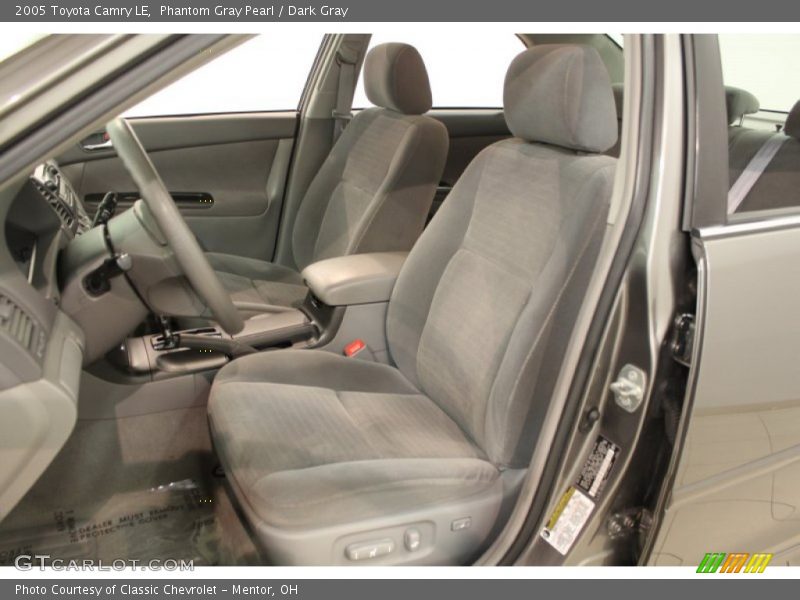Phantom Gray Pearl / Dark Gray 2005 Toyota Camry LE