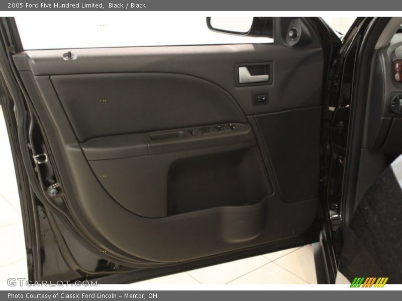 Black / Black 2005 Ford Five Hundred Limited