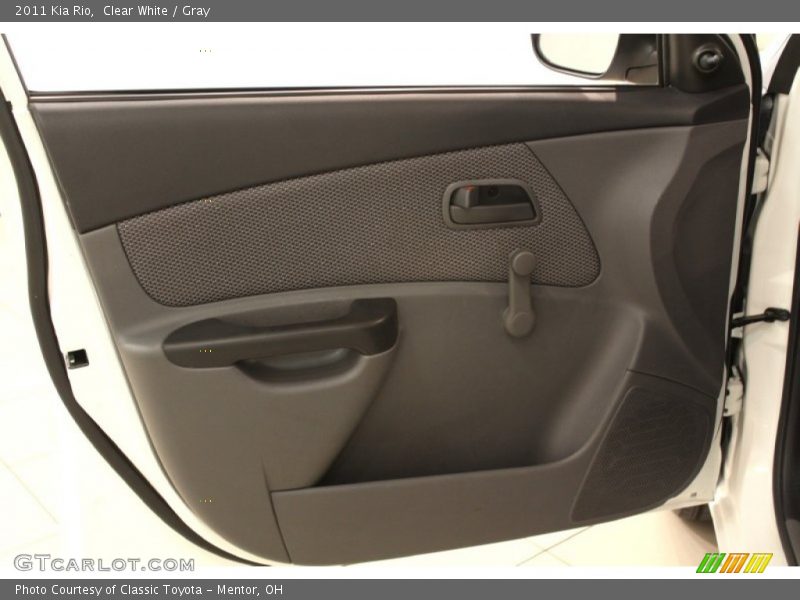 Clear White / Gray 2011 Kia Rio