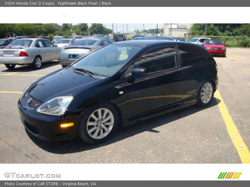 Front 3/4 View of 2004 Civic Si Coupe