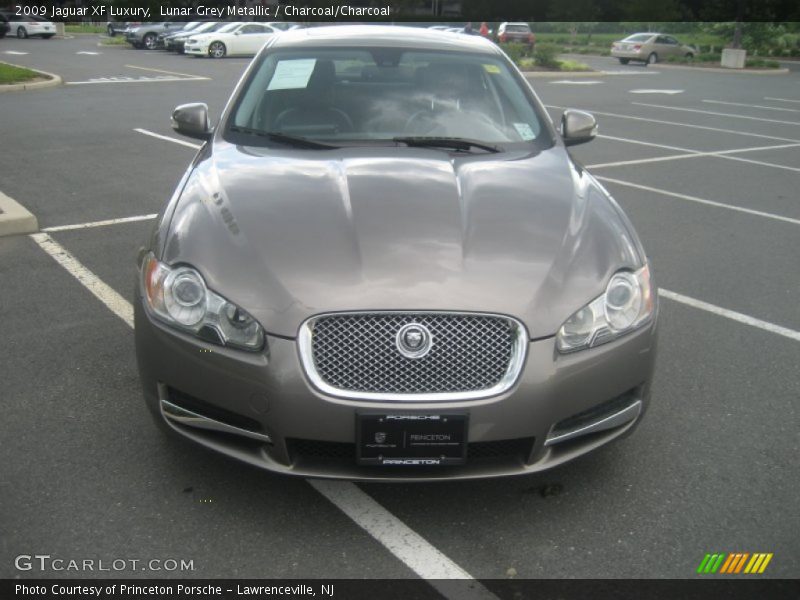 Lunar Grey Metallic / Charcoal/Charcoal 2009 Jaguar XF Luxury