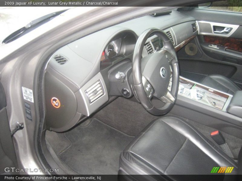 Lunar Grey Metallic / Charcoal/Charcoal 2009 Jaguar XF Luxury