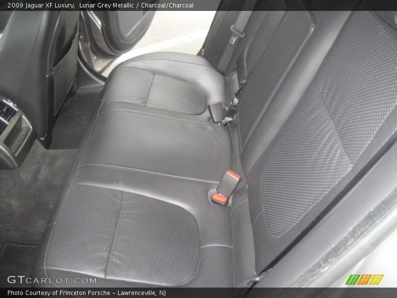Lunar Grey Metallic / Charcoal/Charcoal 2009 Jaguar XF Luxury