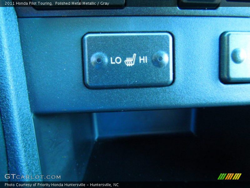 Polished Metal Metallic / Gray 2011 Honda Pilot Touring