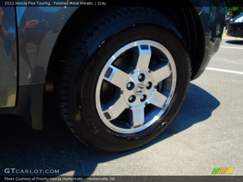 Polished Metal Metallic / Gray 2011 Honda Pilot Touring