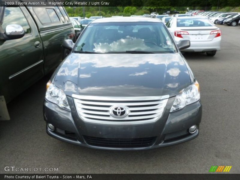Magnetic Gray Metallic / Light Gray 2009 Toyota Avalon XL