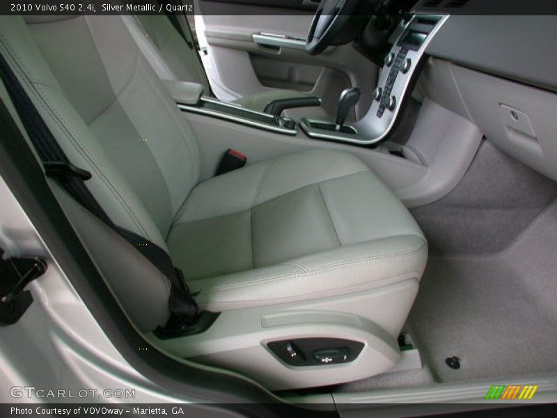 Silver Metallic / Quartz 2010 Volvo S40 2.4i