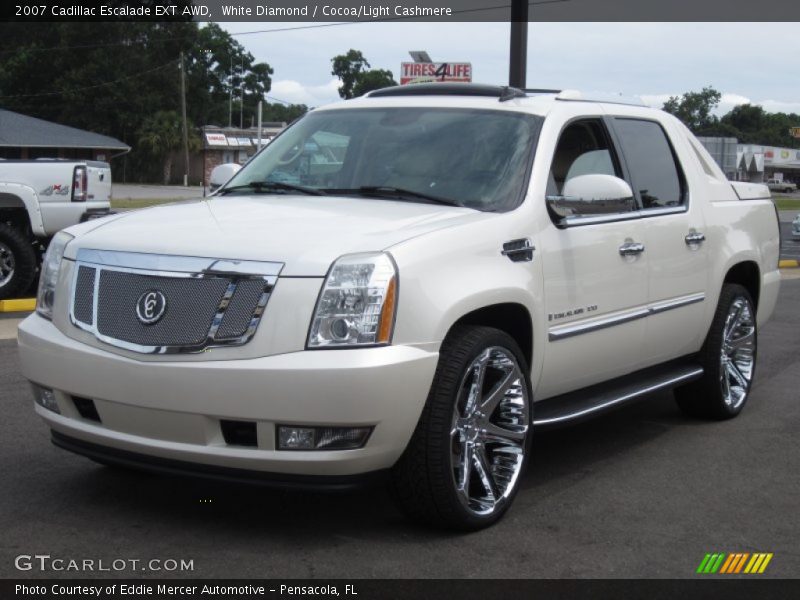 White Diamond / Cocoa/Light Cashmere 2007 Cadillac Escalade EXT AWD